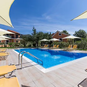 Peristera Aparthotel