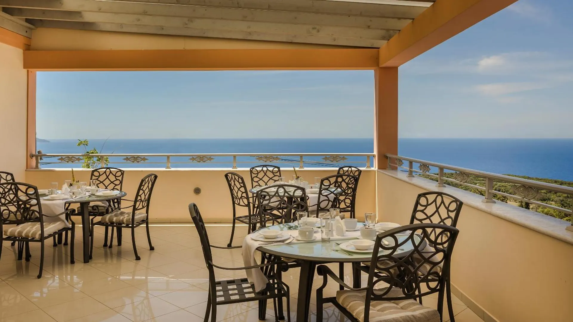 Belle View Hotel - Sea View & Sunset Manganos 4*,